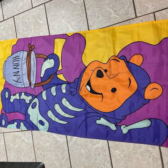 Vtg 73x28 Banner Door Cover Winnie The Pooh Bear HUNNY POT‎ Disney HALLOWEEN - Picture 6 of 7
